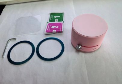 Foldable Magnetic Vacuum Car Phone Holder Foldable Suction Cup With Suction Cup Hands-Free Navigation For Smart Phone (Option: Cherry Blossom Powder)